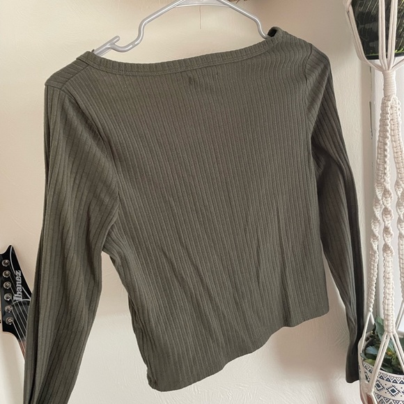 Target Long Sleeve Top - Picture 2 of 3